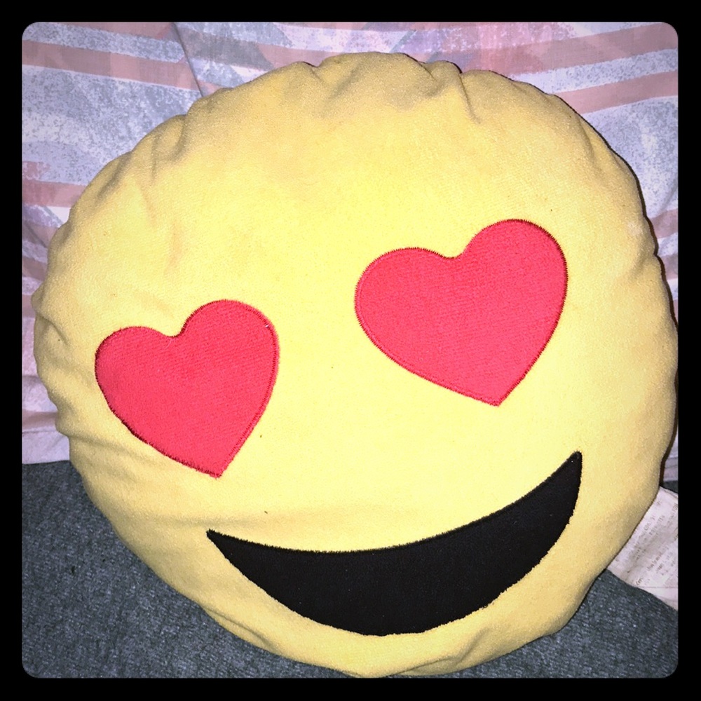 Emoji heart Eye pillow